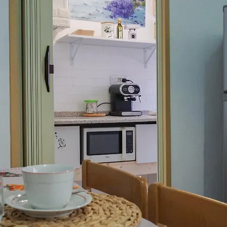 Roby's Apartment